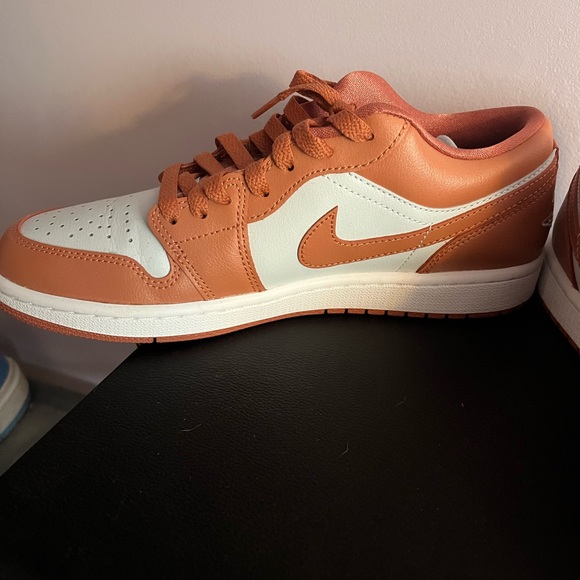 nike dunks - Picture 3 of 5